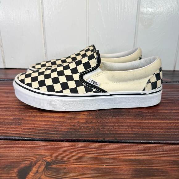 Vans Classic Slip-On Checkerboard Black White Women’s 8.5 / Men’s 7 - Picture 3 of 8